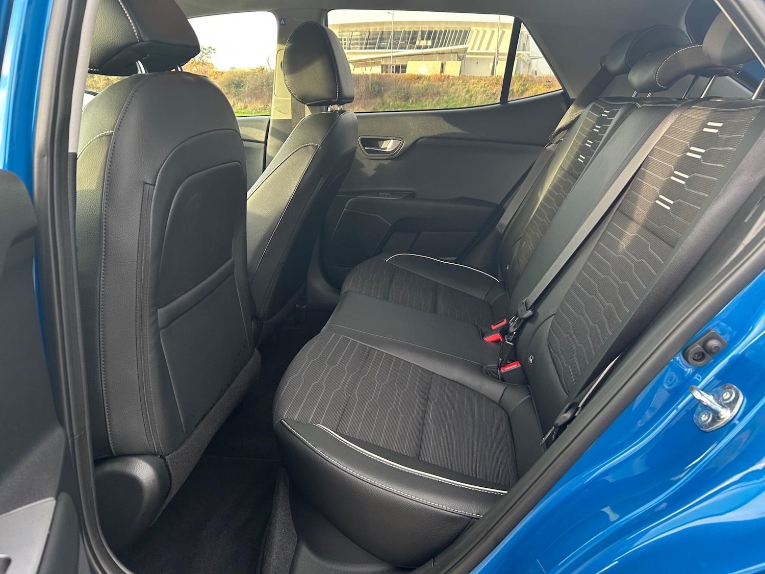 Used Kia Stonic 2025 for sale - 76498935: Photo 23