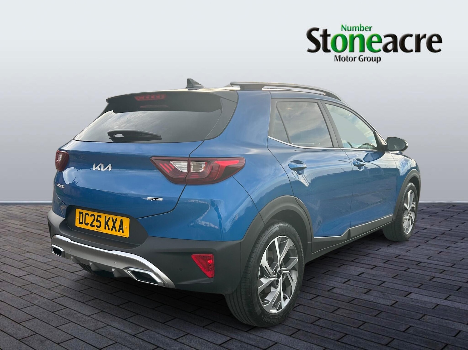 Used Kia Stonic 2025 for sale - 76498935: Photo 3