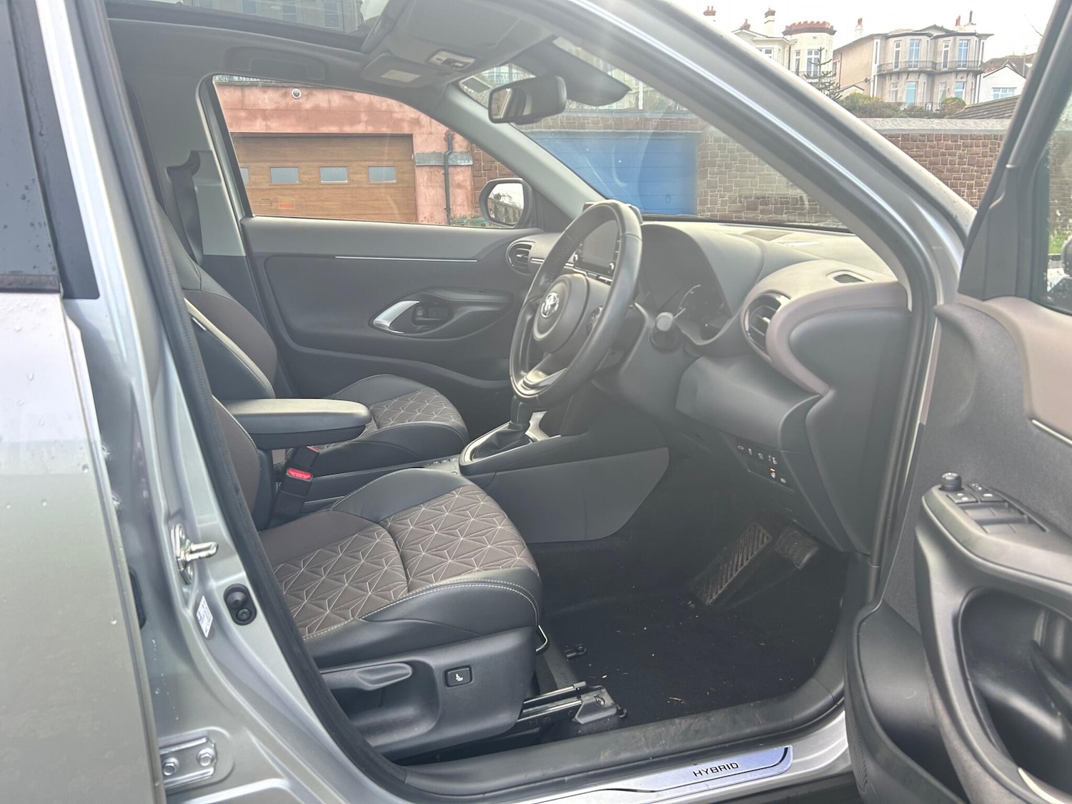 Used Toyota Yaris Cross 2023 for sale - 77440028: Photo 10