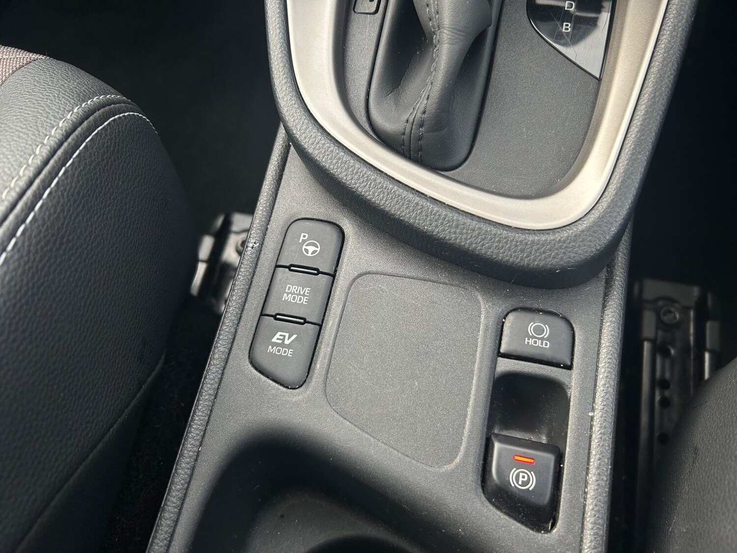 Used Toyota Yaris Cross 2023 for sale - 77440028: Photo 18