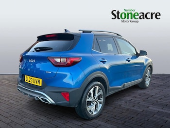 Used Kia Stonic 2023 for sale - 76742423: Photo