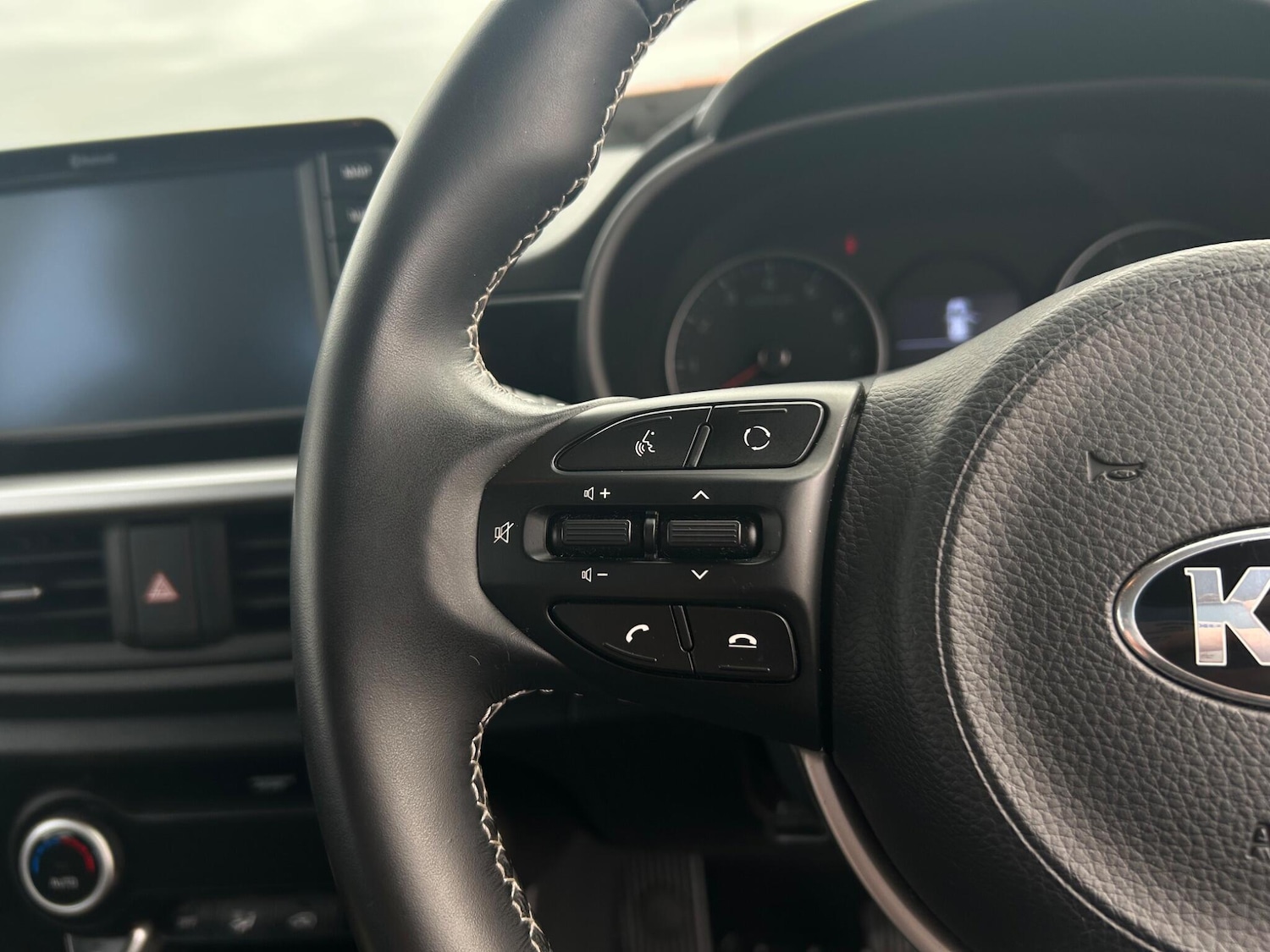 Used Kia Picanto 2018 for sale - 76270097: Photo 13