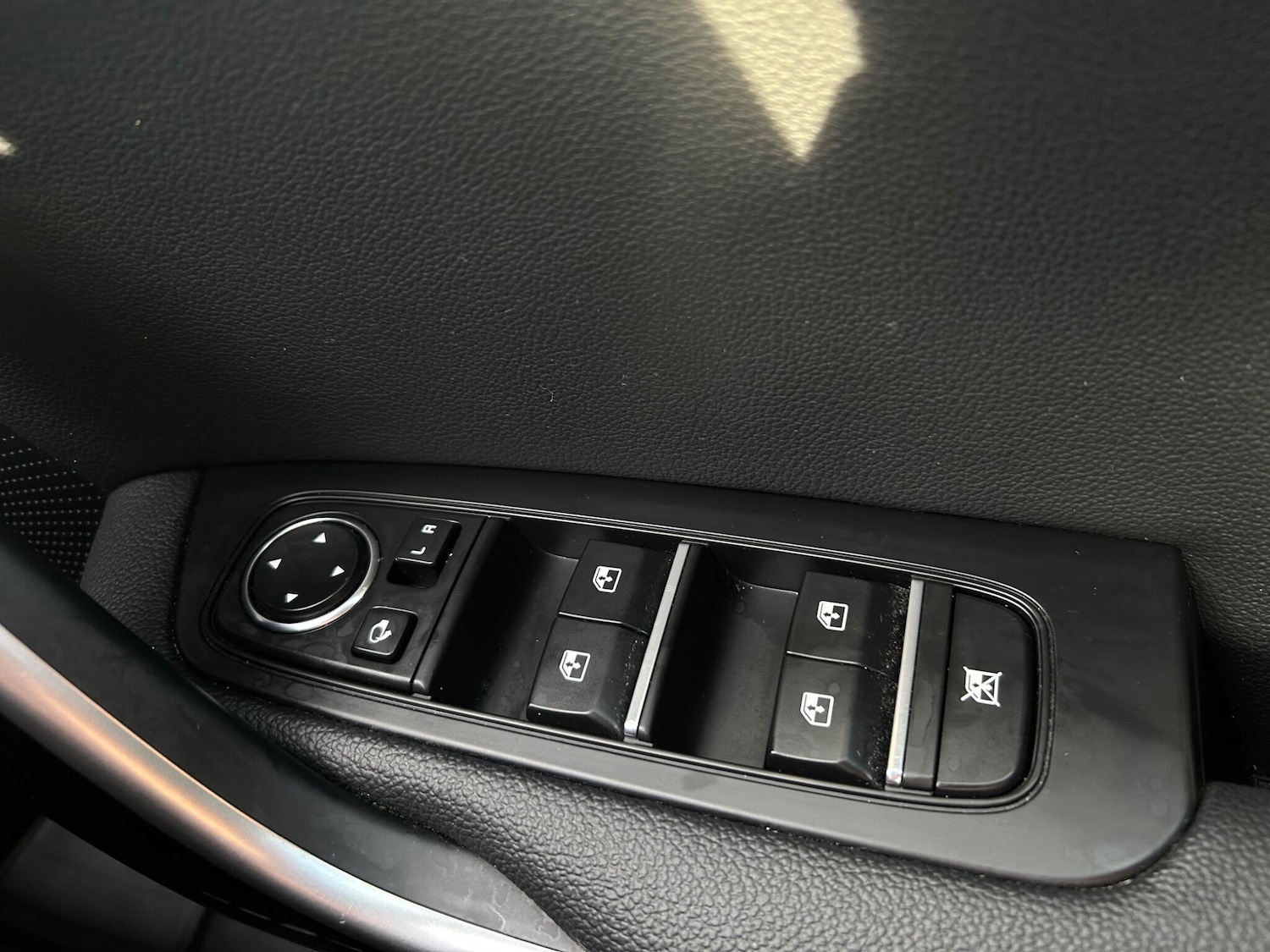 Used Kia XCeed 2023 for sale - 76975622: Photo 17