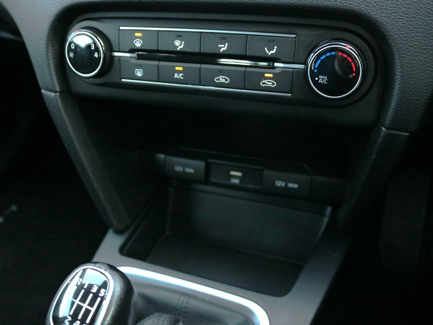 Used Kia Ceed for sale - 77696128: Photo 19