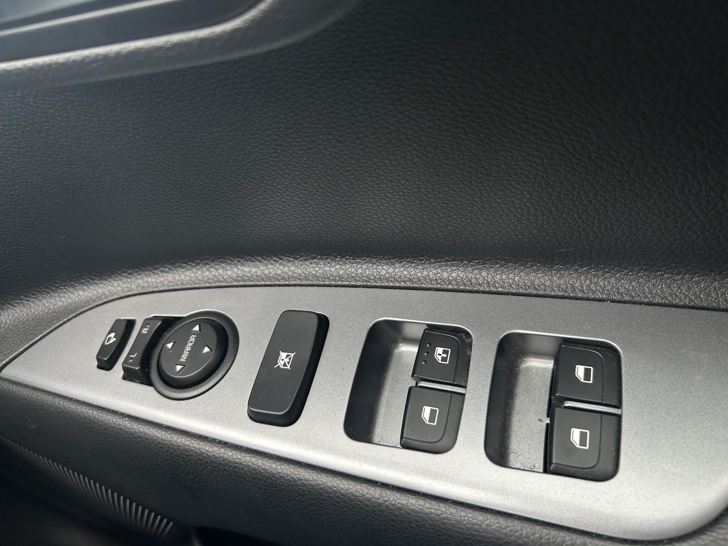 Used Kia Rio 2023 for sale - 77441245: Photo 17