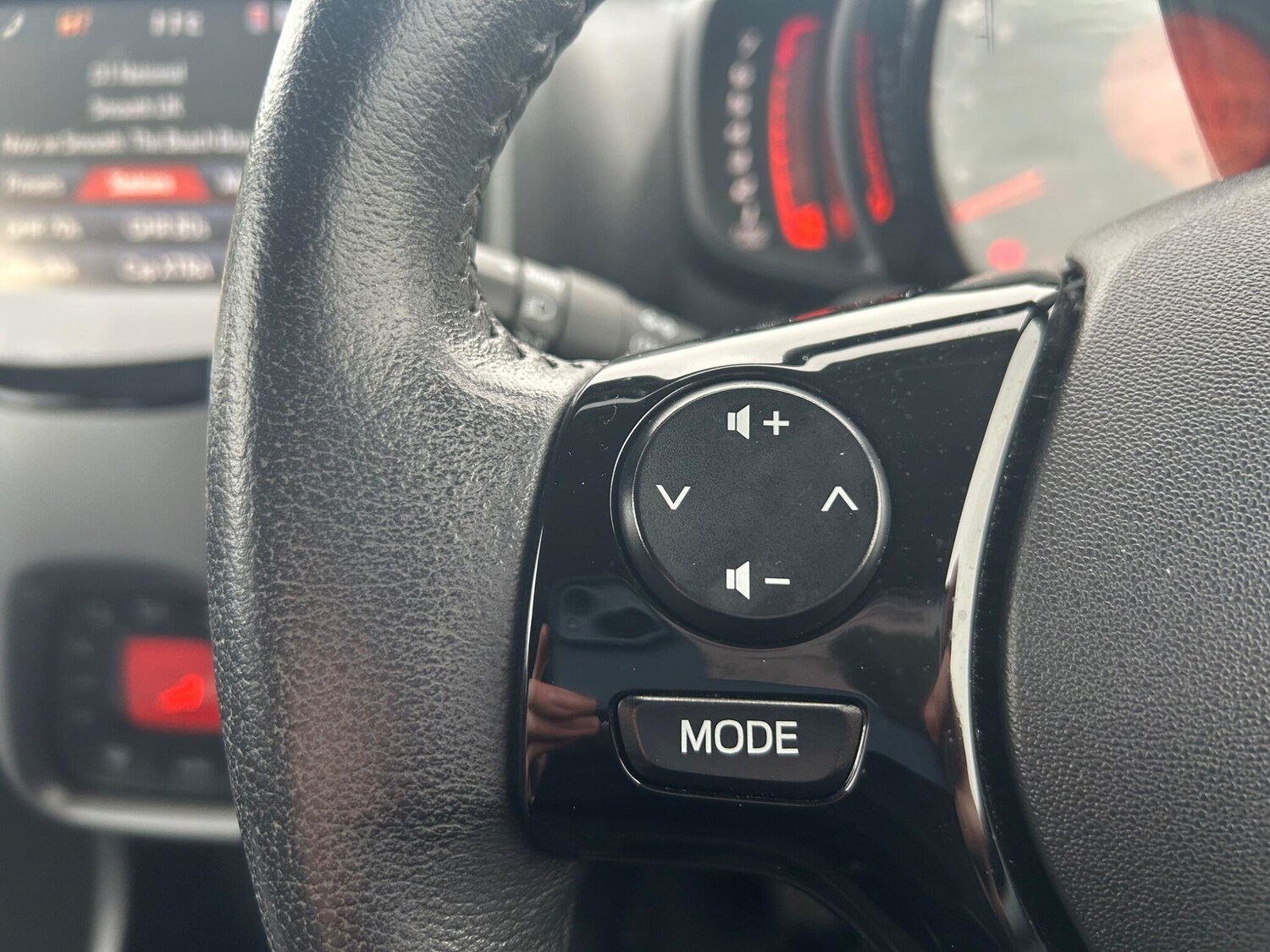 Used Toyota AYGO 2018 for sale - 77722836: Photo 13