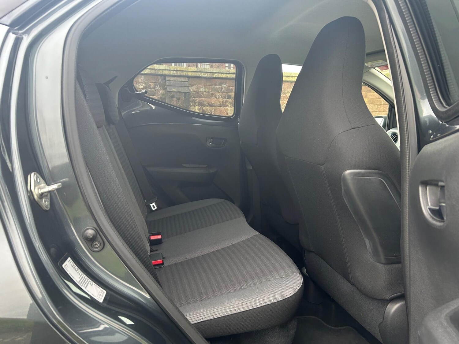 Used Toyota AYGO 2018 for sale - 77722836: Photo 28