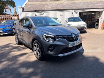 Used Renault Captur 2024 for sale - 79388128: Photo