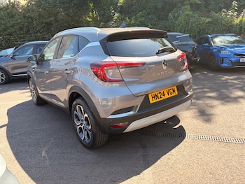 Used Renault Captur 2024 for sale - 79388128: Photo