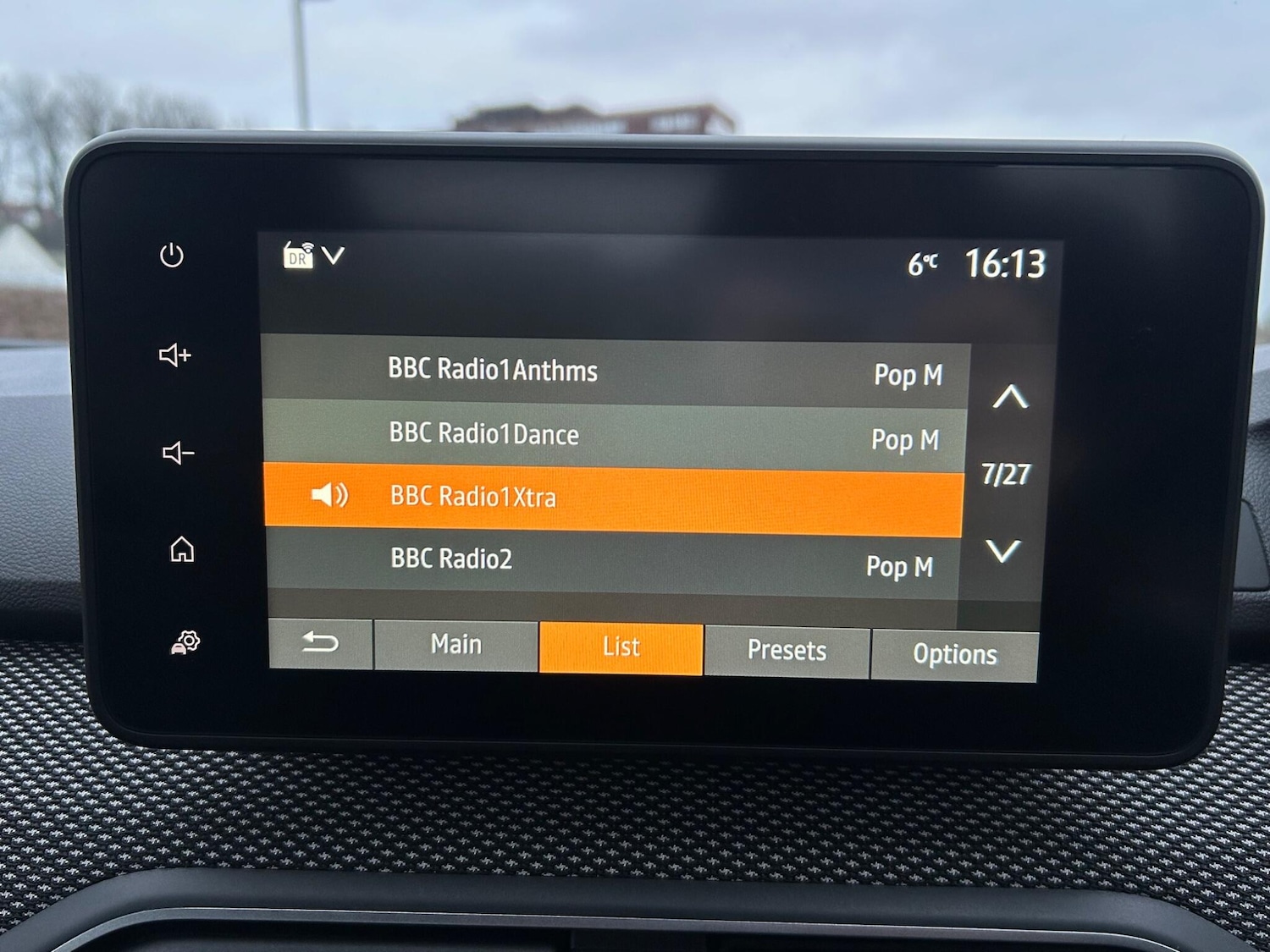 Used Dacia Sandero Stepway 2023 for sale - 77425451: Photo 24