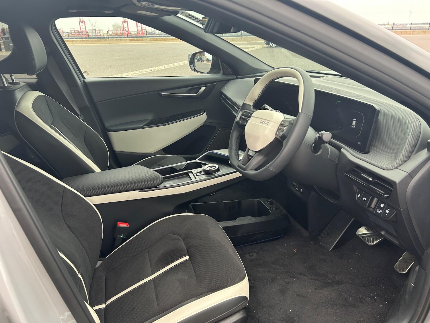 Used Kia EV6 2025 for sale - 76295875: Photo 10
