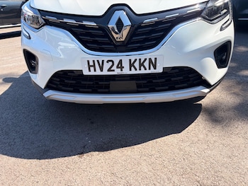 Used Renault Captur 2024 for sale - 79387319: Photo