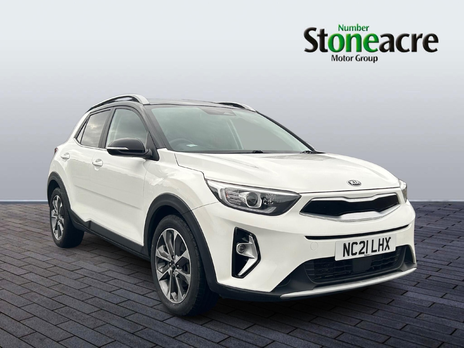 Used Kia Stonic 2021 for sale - 76561048: Photo 1