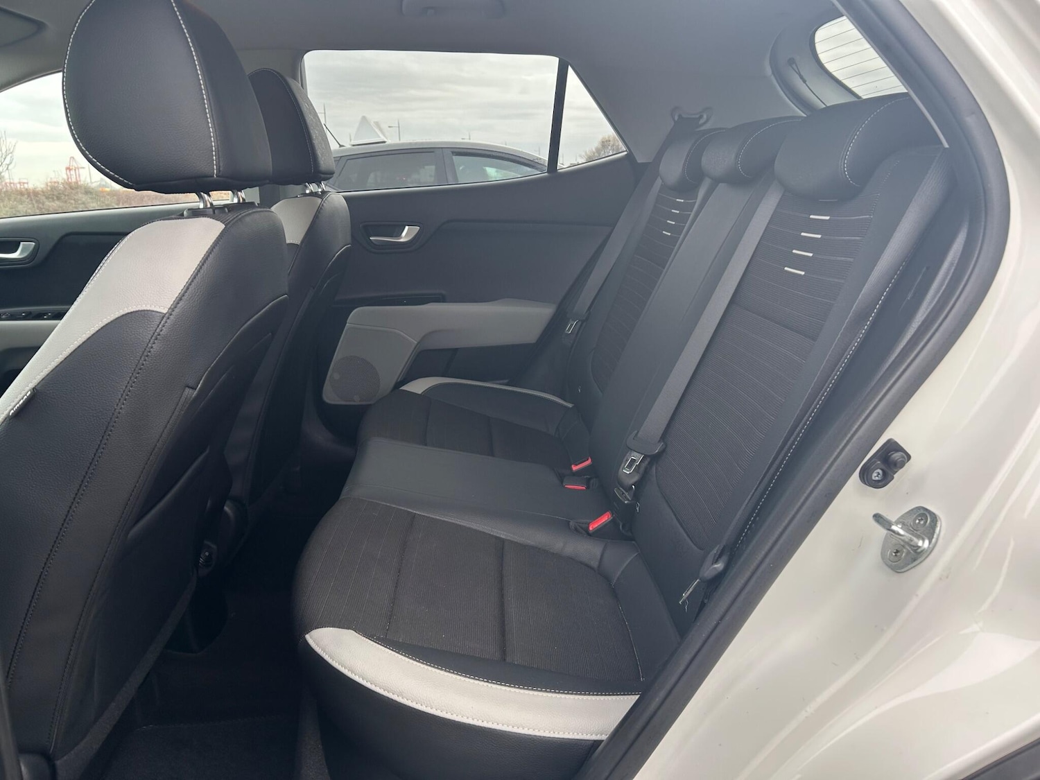 Used Kia Stonic 2021 for sale - 76561048: Photo 26