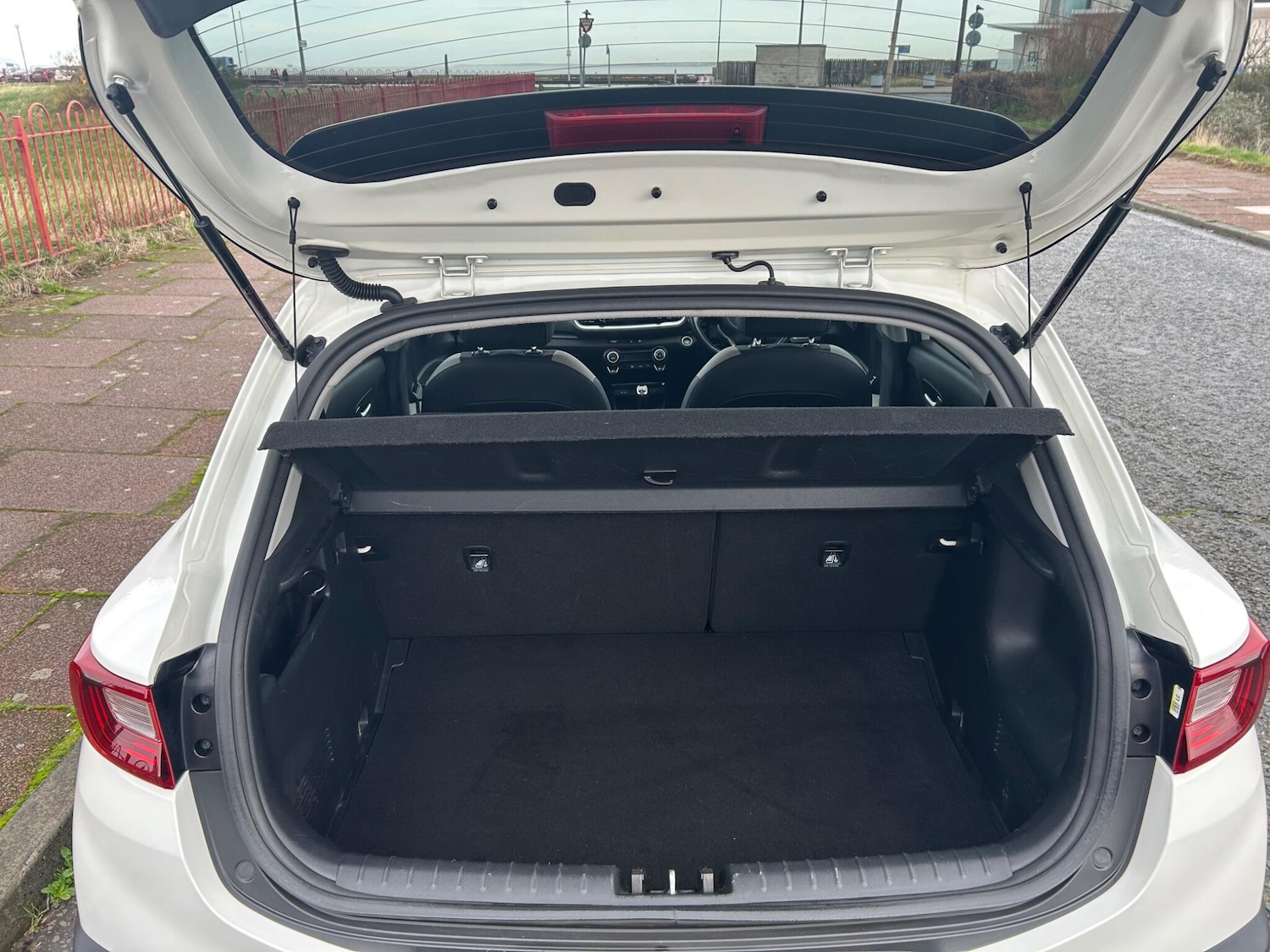 Used Kia Stonic 2021 for sale - 76561048: Photo 28