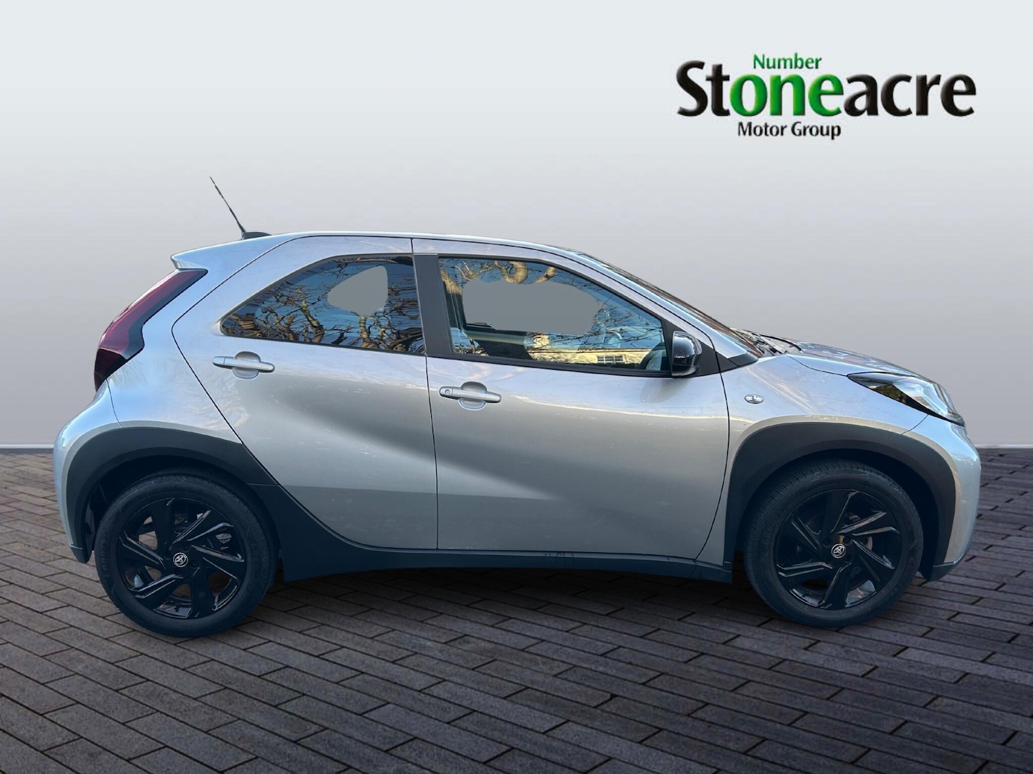 Used Toyota Aygo X 2023 for sale - 76646124: Photo 2