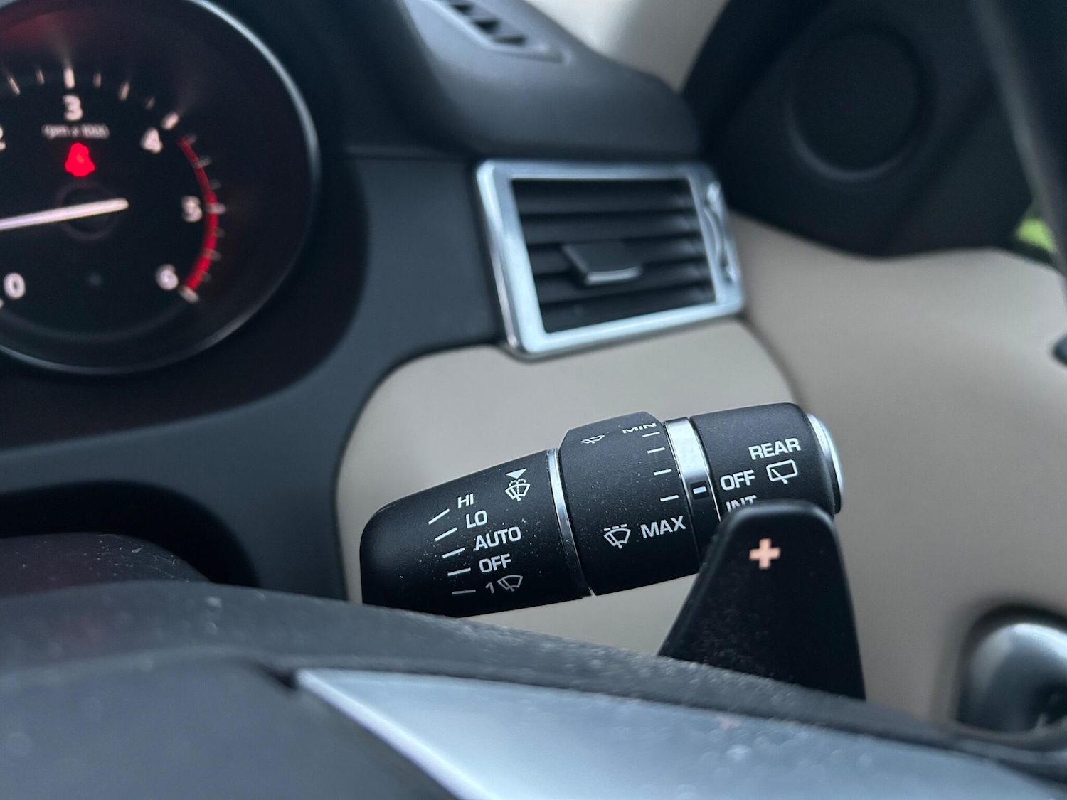 Used Land Rover Discovery Sport for sale - 76700573: Photo 16