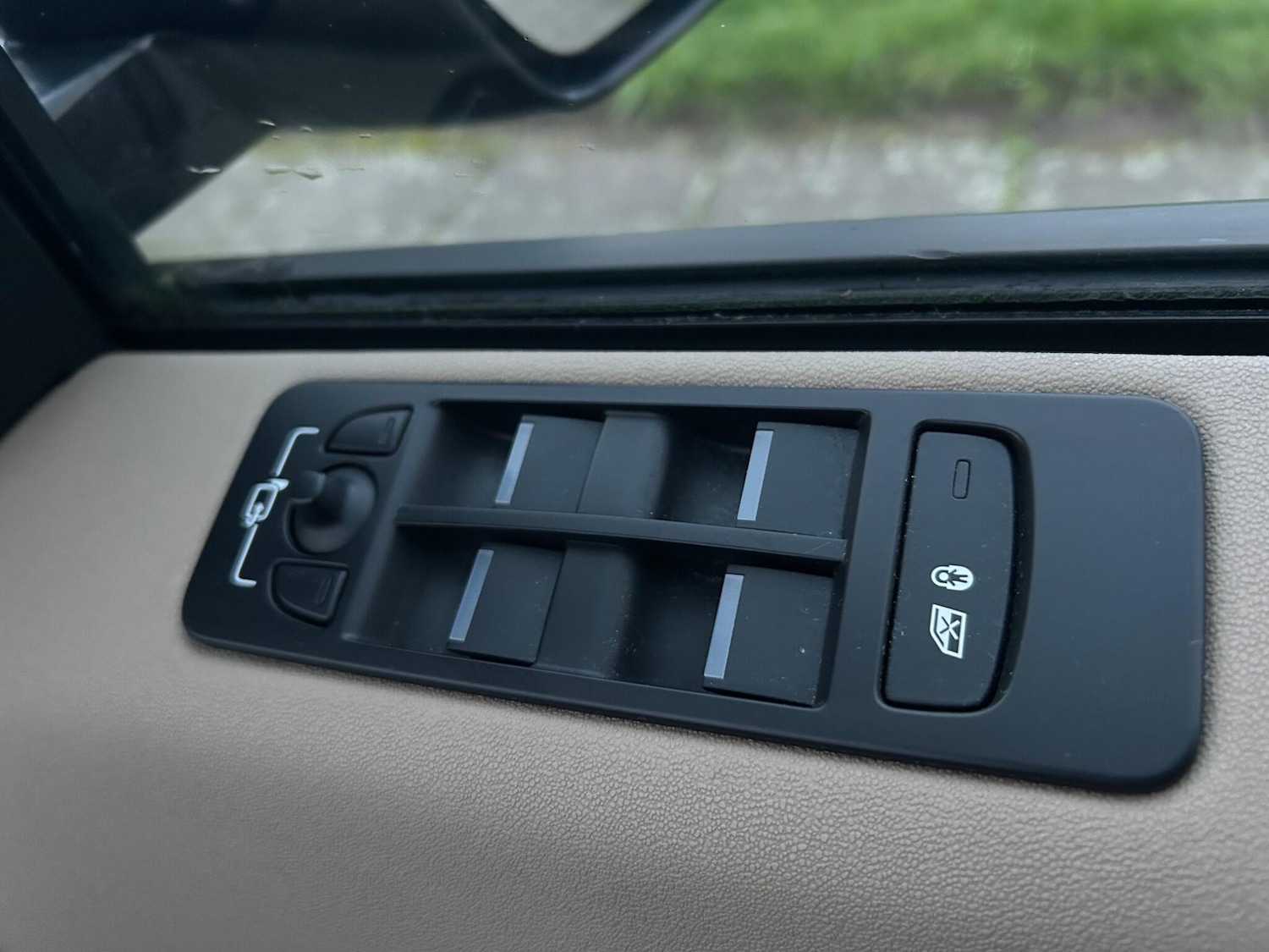 Used Land Rover Discovery Sport for sale - 76700573: Photo 17