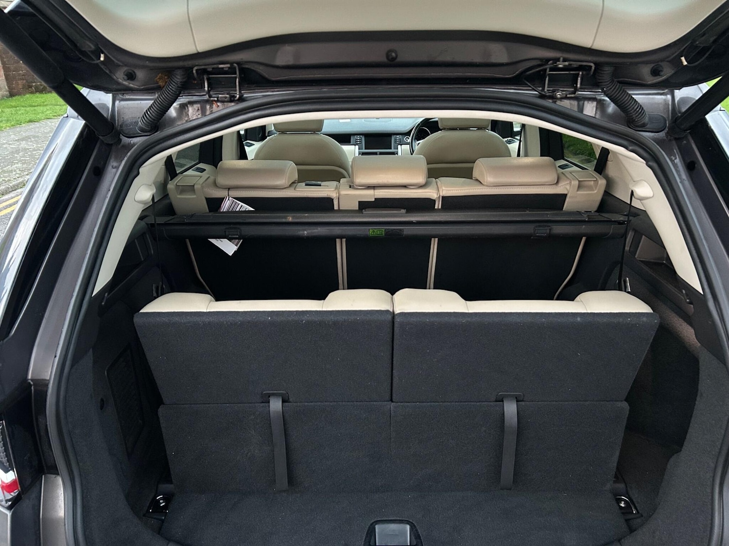 Used Land Rover Discovery Sport for sale - 76700573: Photo 37