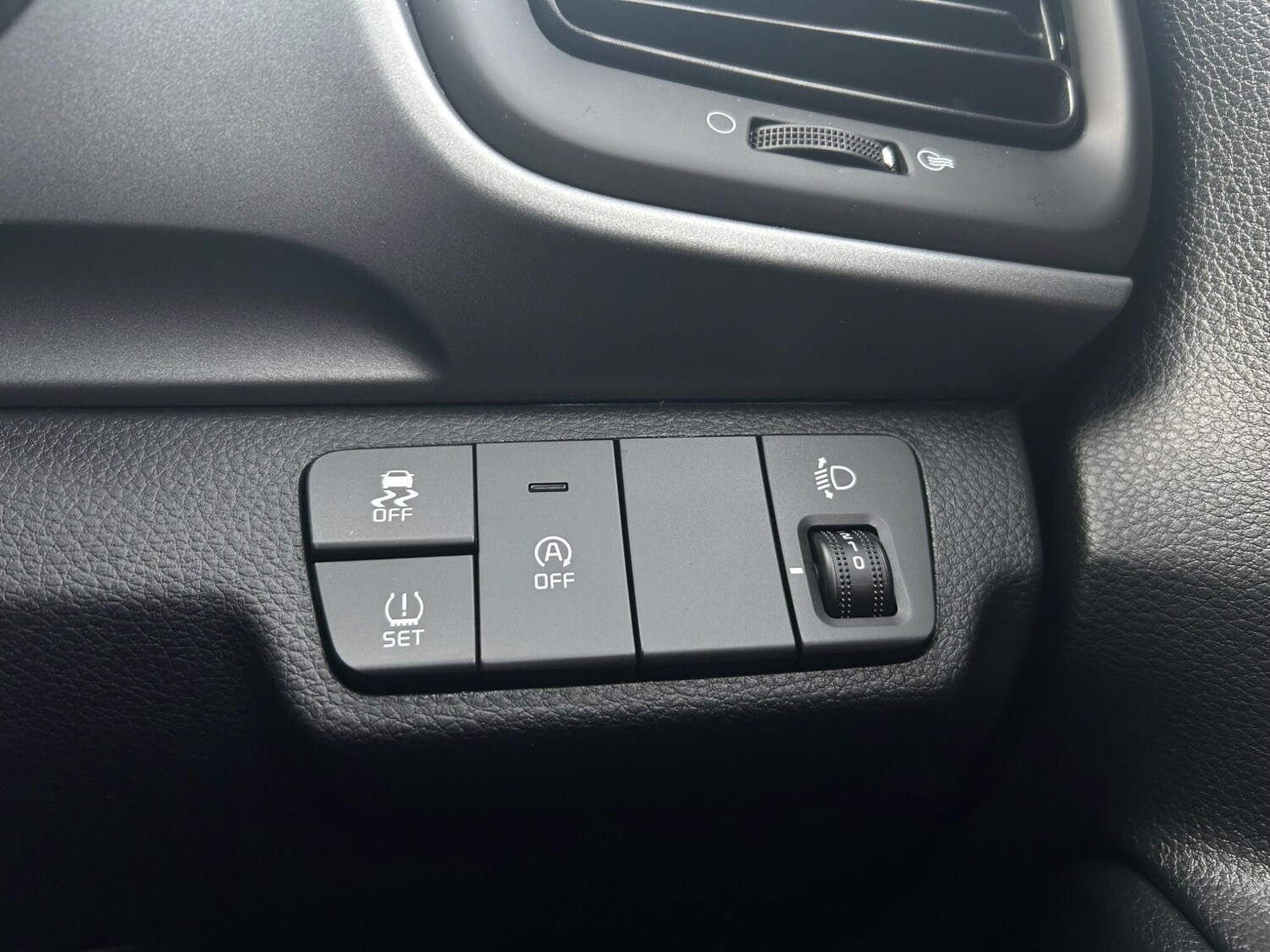 Used Kia Stonic 2025 for sale - 77550005: Photo 18