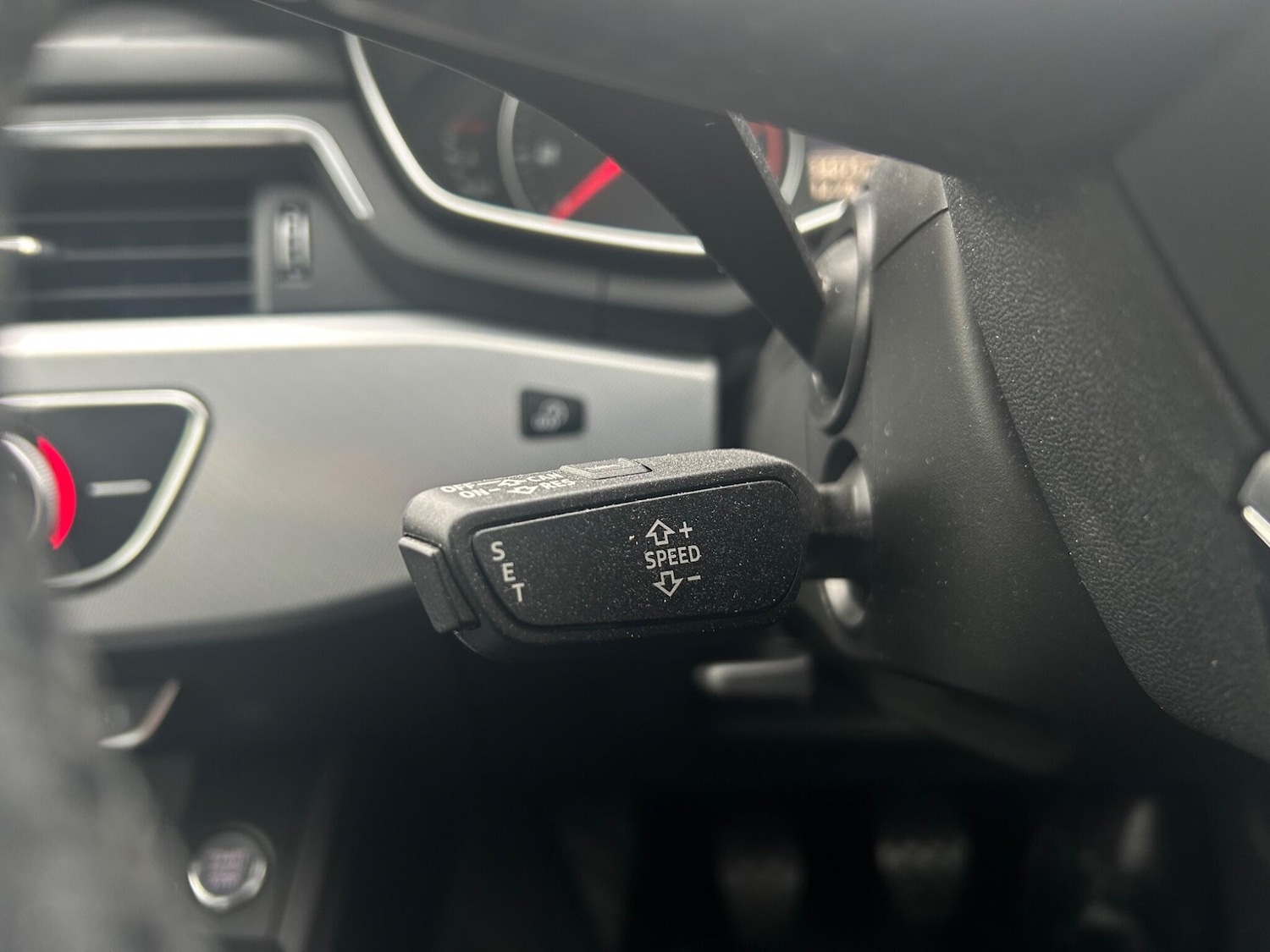 Used Audi A4 2018 for sale - 77376236: Photo 17