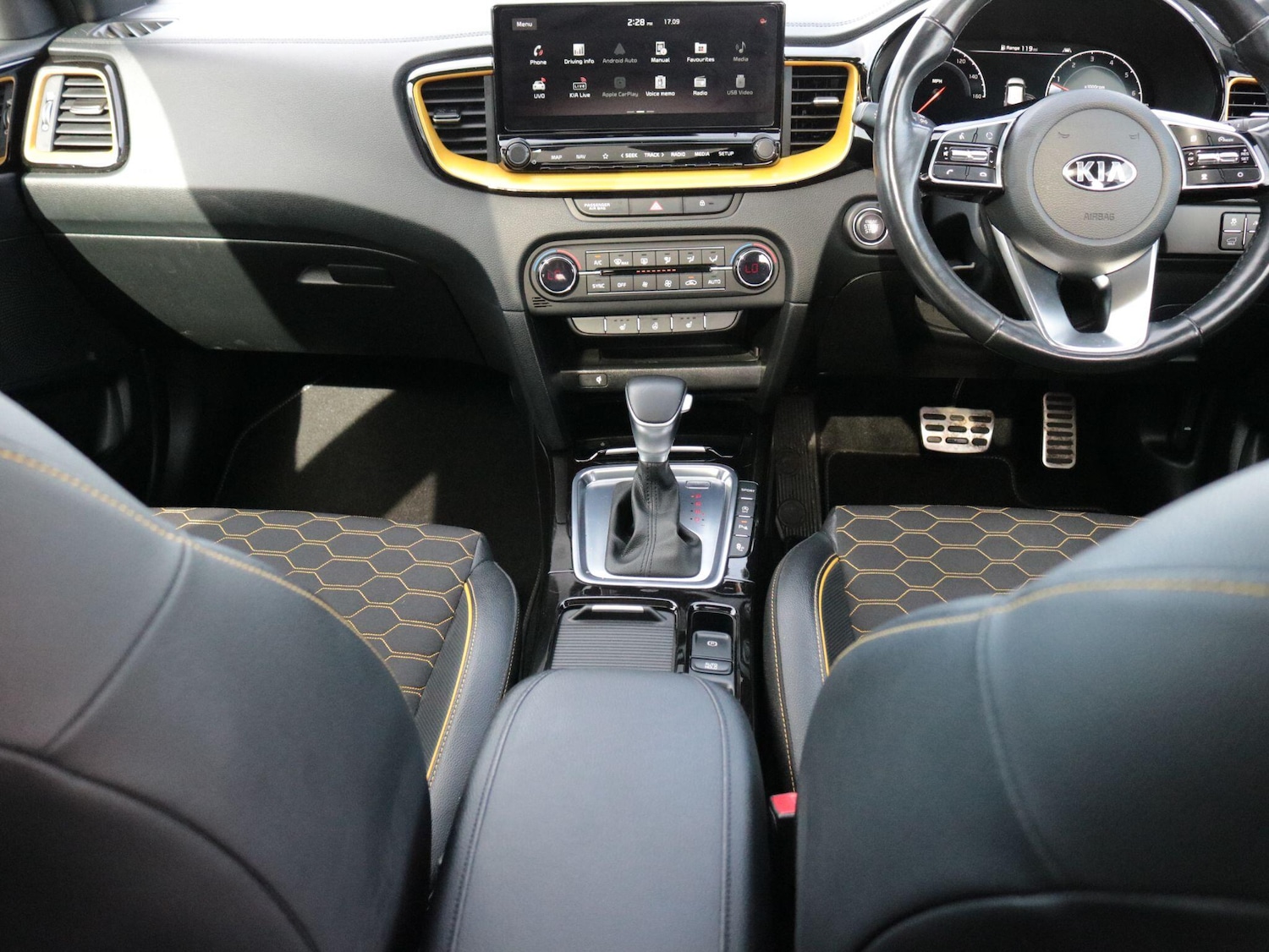 Used Kia XCeed 2020 for sale - 76013049: Photo 15