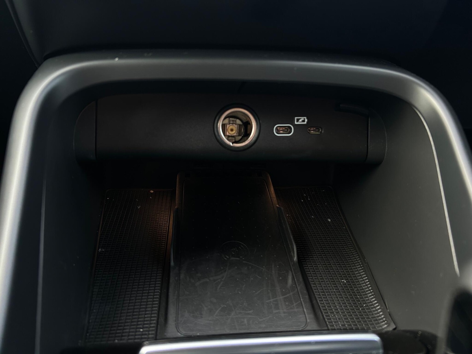 Used Volvo XC40 2024 for sale - 76975535: Photo 20