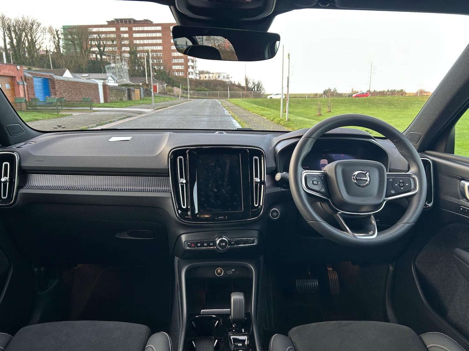 Used Volvo XC40 2024 for sale - 76975535: Photo 28