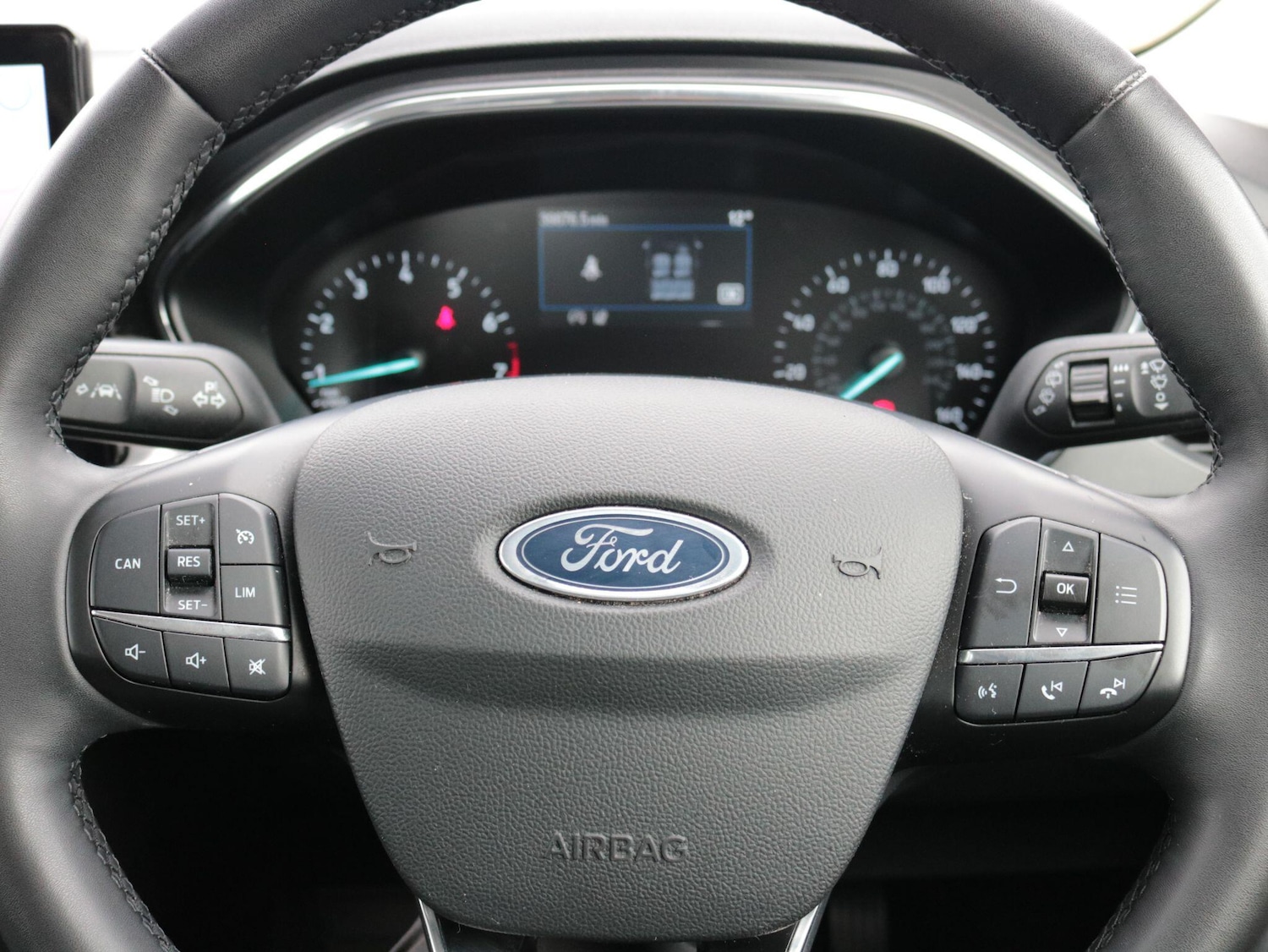 Used Ford Focus 2023 for sale - 76283257: Photo 17