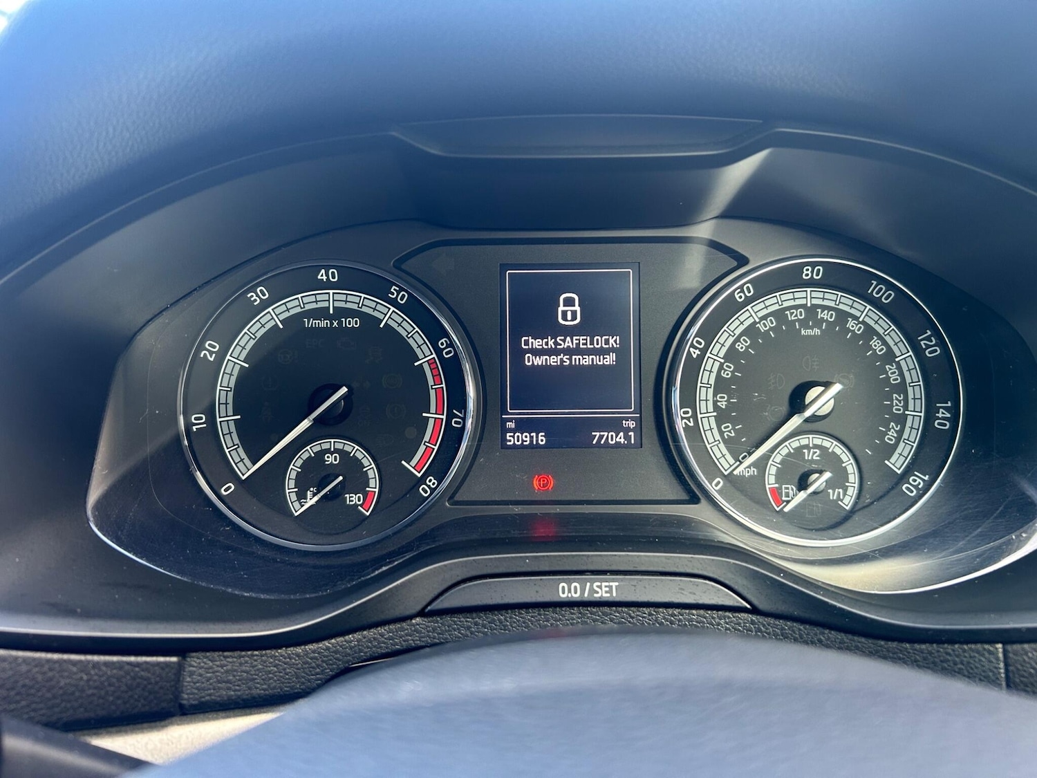 Used Skoda Karoq 2018 for sale - 78047201: Photo 12