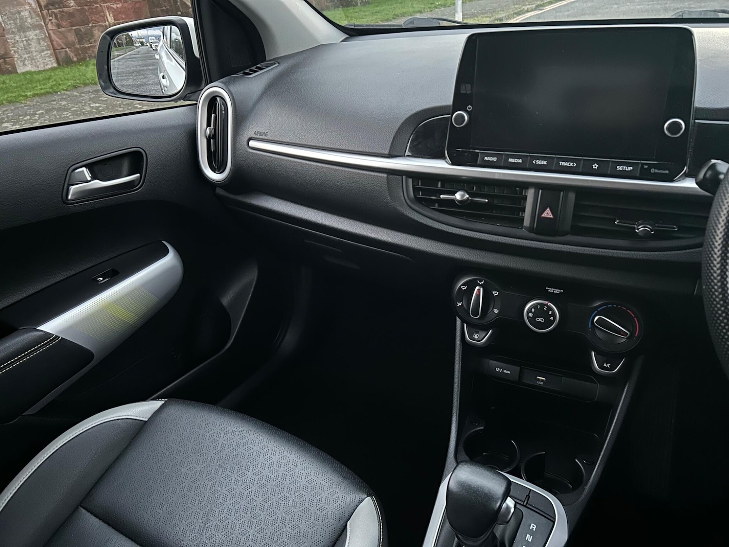 Used Kia Picanto 2022 for sale - 76742422: Photo 17