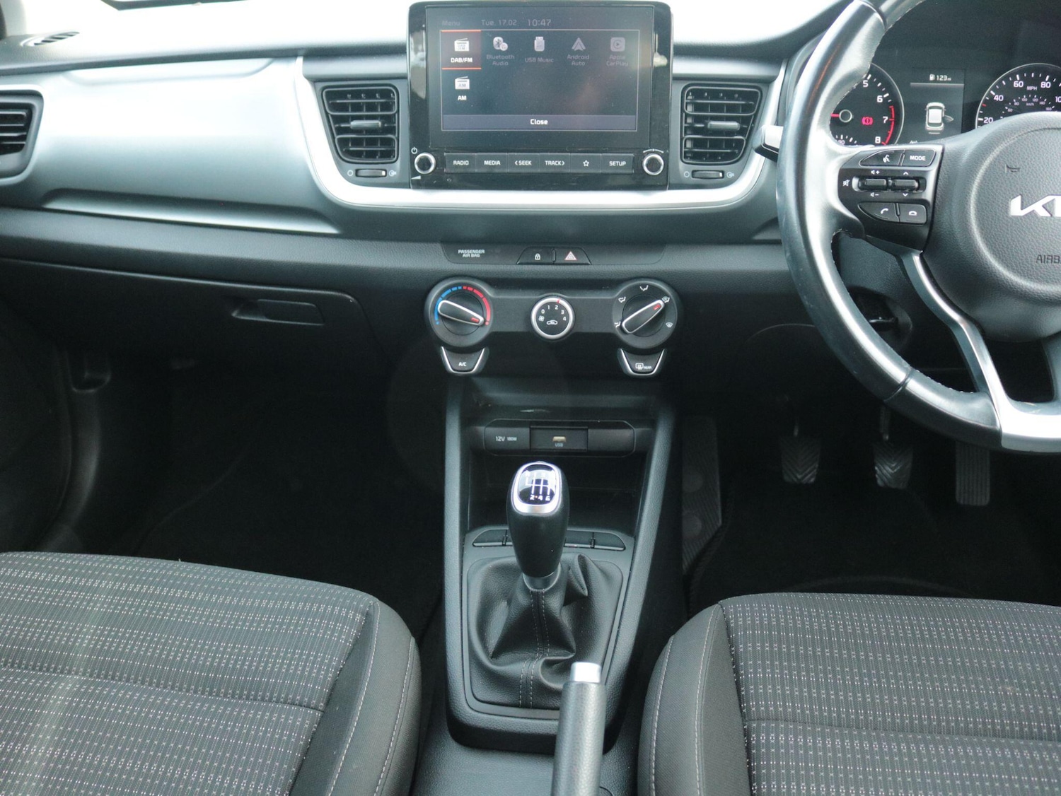 Used Kia Stonic 2023 for sale - 77598199: Photo 19