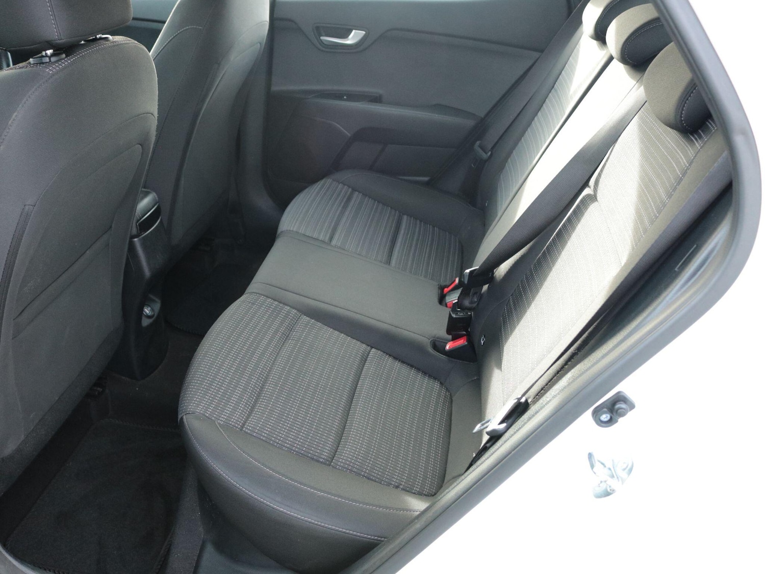 Used Kia Stonic 2023 for sale - 77598199: Photo 21