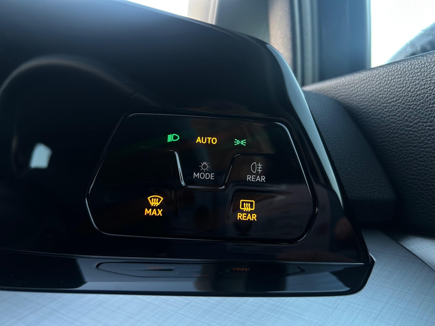 Used Volkswagen Golf 2024 for sale - 76976369: Photo 18