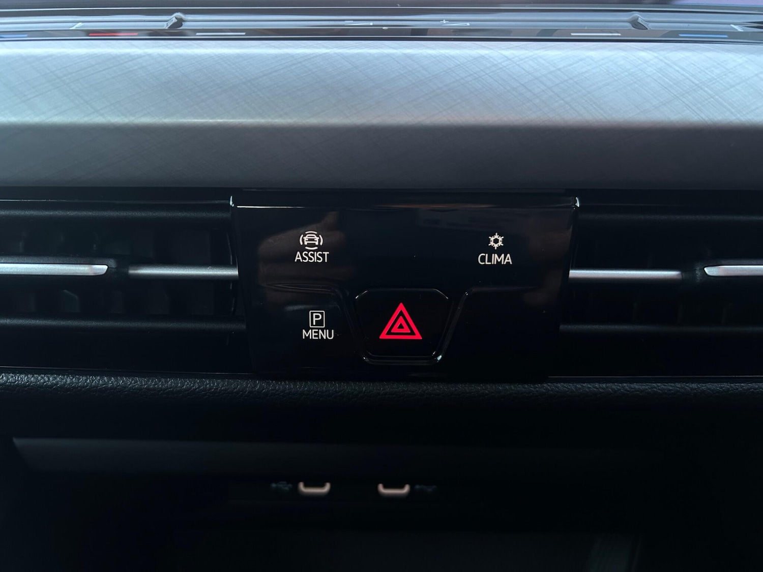 Used Volkswagen Golf 2024 for sale - 76976369: Photo 22