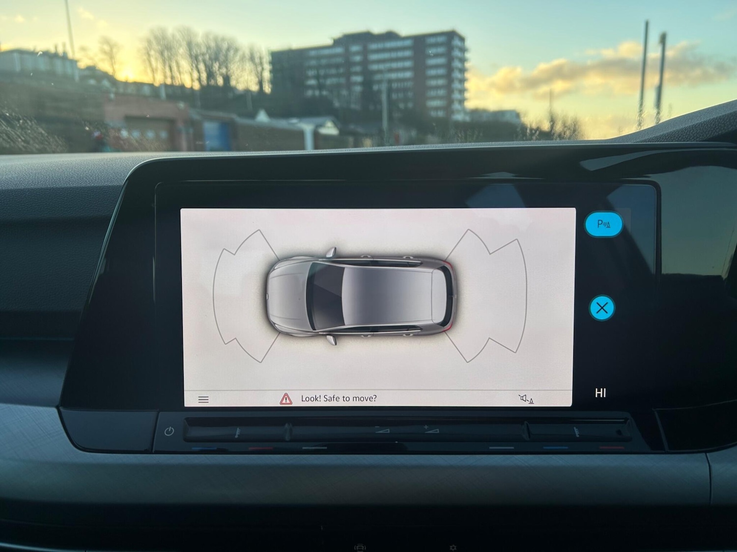 Used Volkswagen Golf 2024 for sale - 76976369: Photo 25