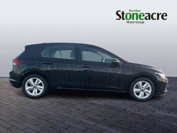 Used Volkswagen Golf 2024 for sale - 76976369: Photo