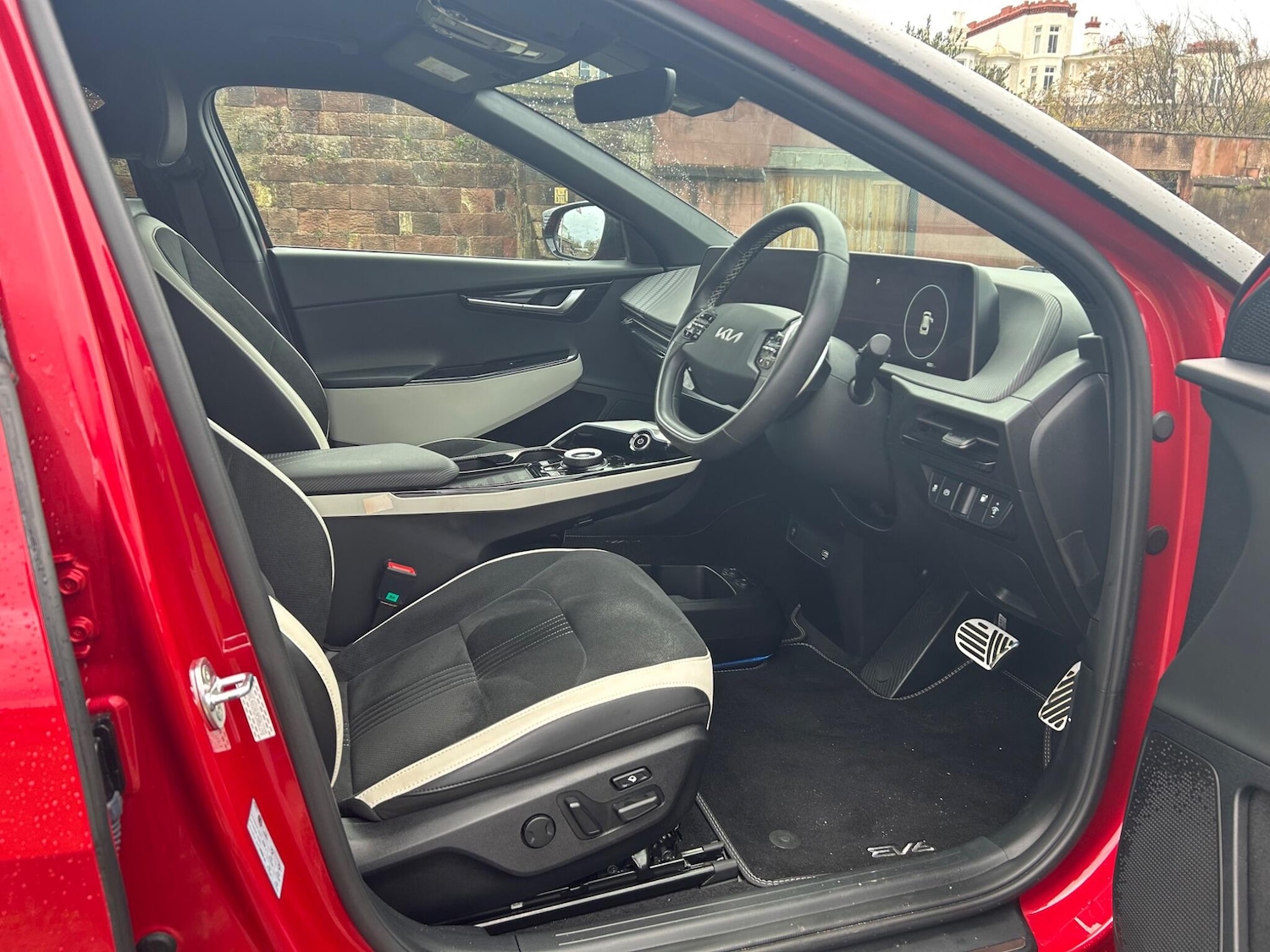 Used Kia EV6 2022 for sale - 76456603: Photo 10