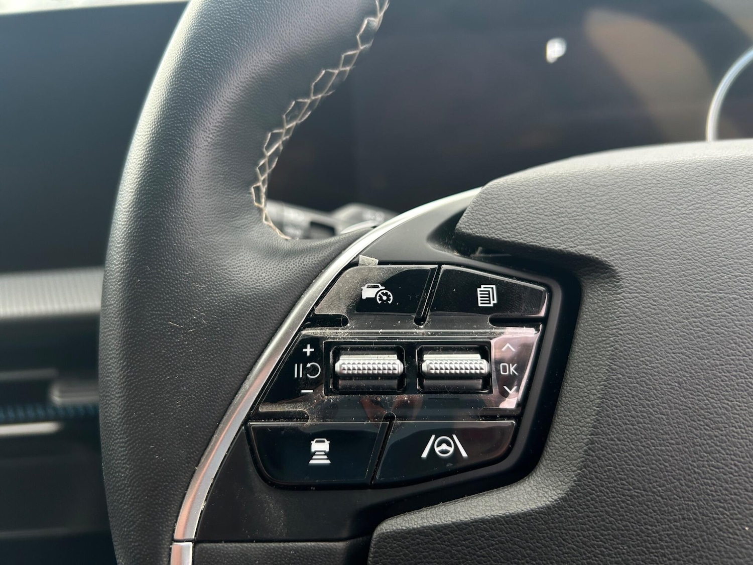 Used Kia EV6 2022 for sale - 76456603: Photo 13