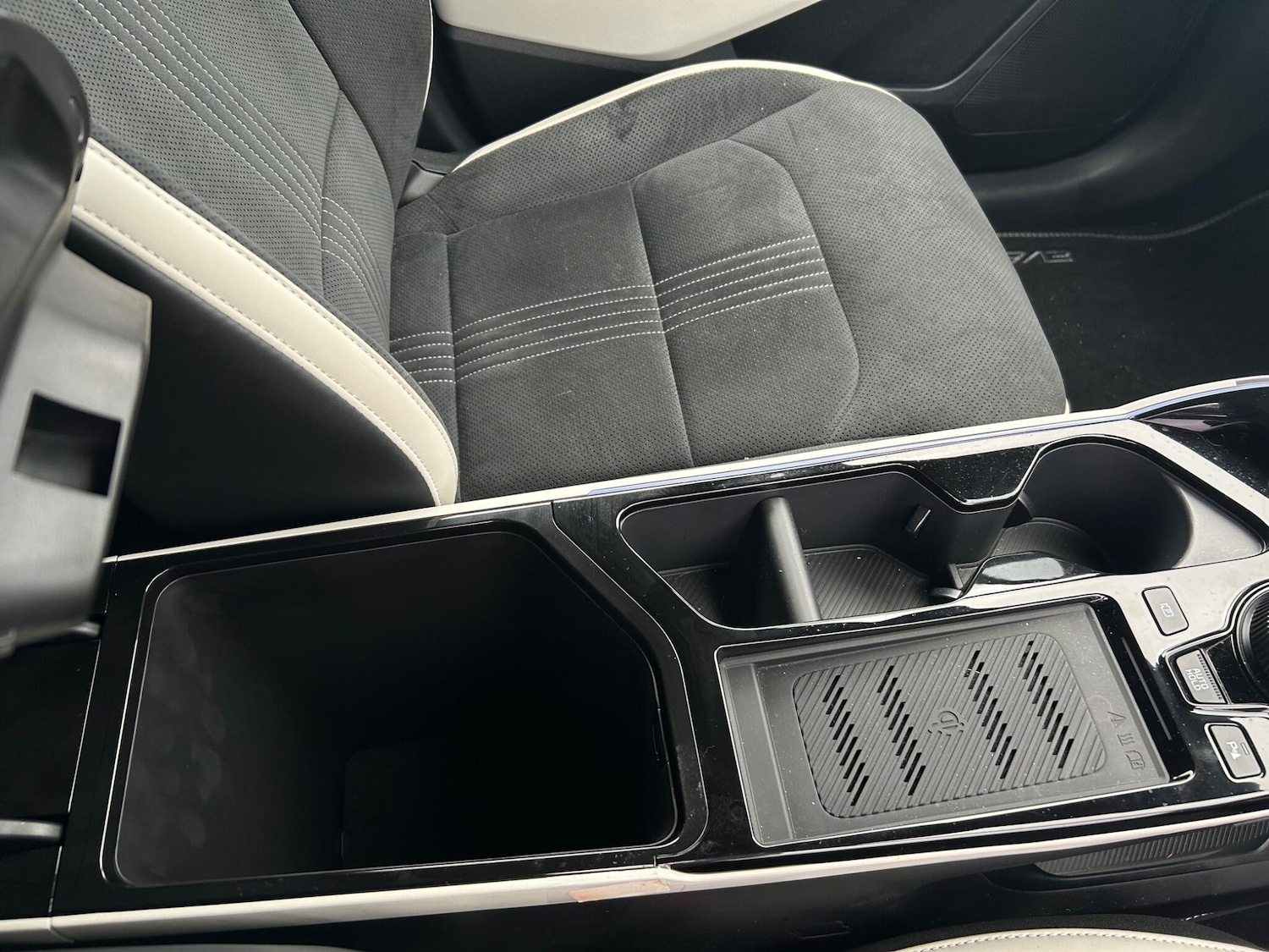 Used Kia EV6 2022 for sale - 76456603: Photo 17