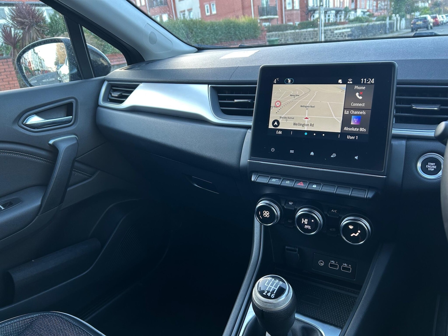 Used Renault Captur 2024 for sale - 76700828: Photo 20