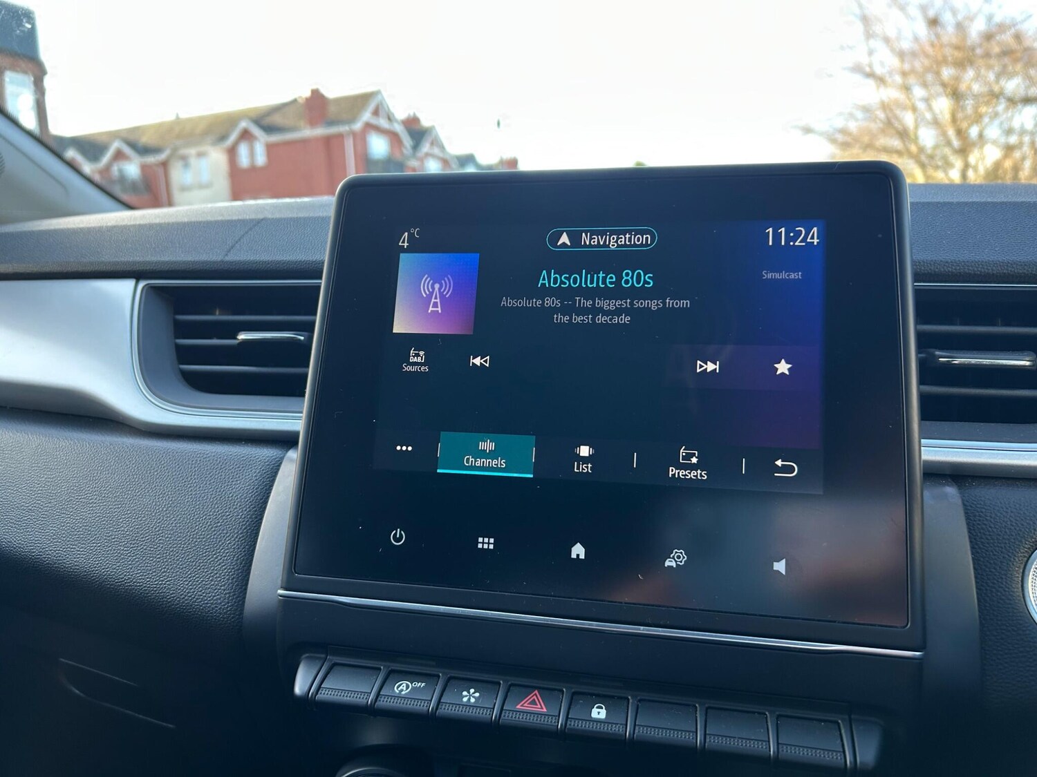 Used Renault Captur 2024 for sale - 76700828: Photo 23