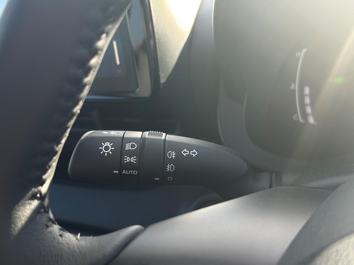 Used Mazda Mazda2 HYBRID 2025 for sale - 77696200: Photo 15