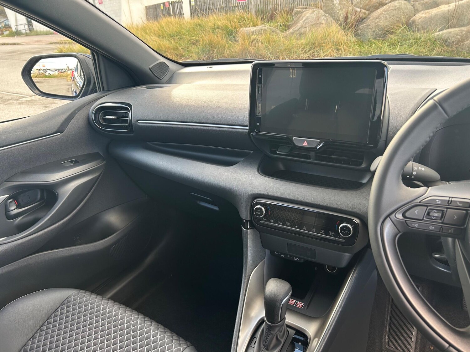 Used Mazda Mazda2 HYBRID 2025 for sale - 77696200: Photo 18