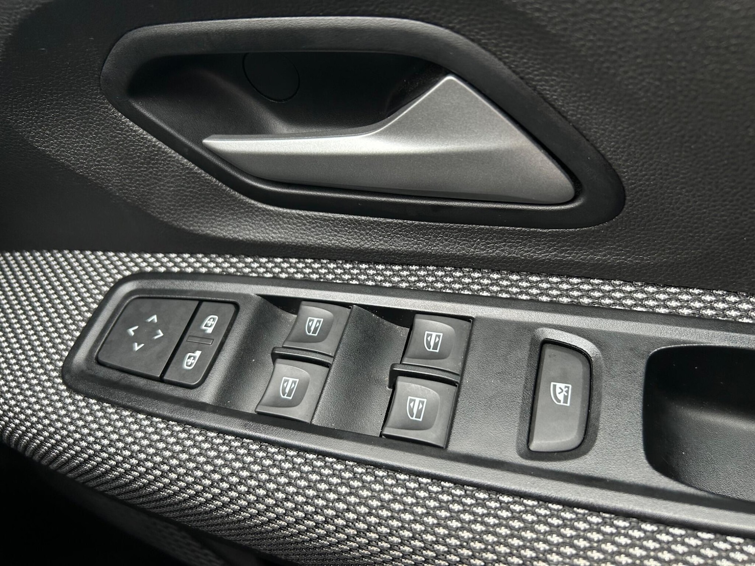 Used Dacia Sandero for sale - 77696370: Photo 17