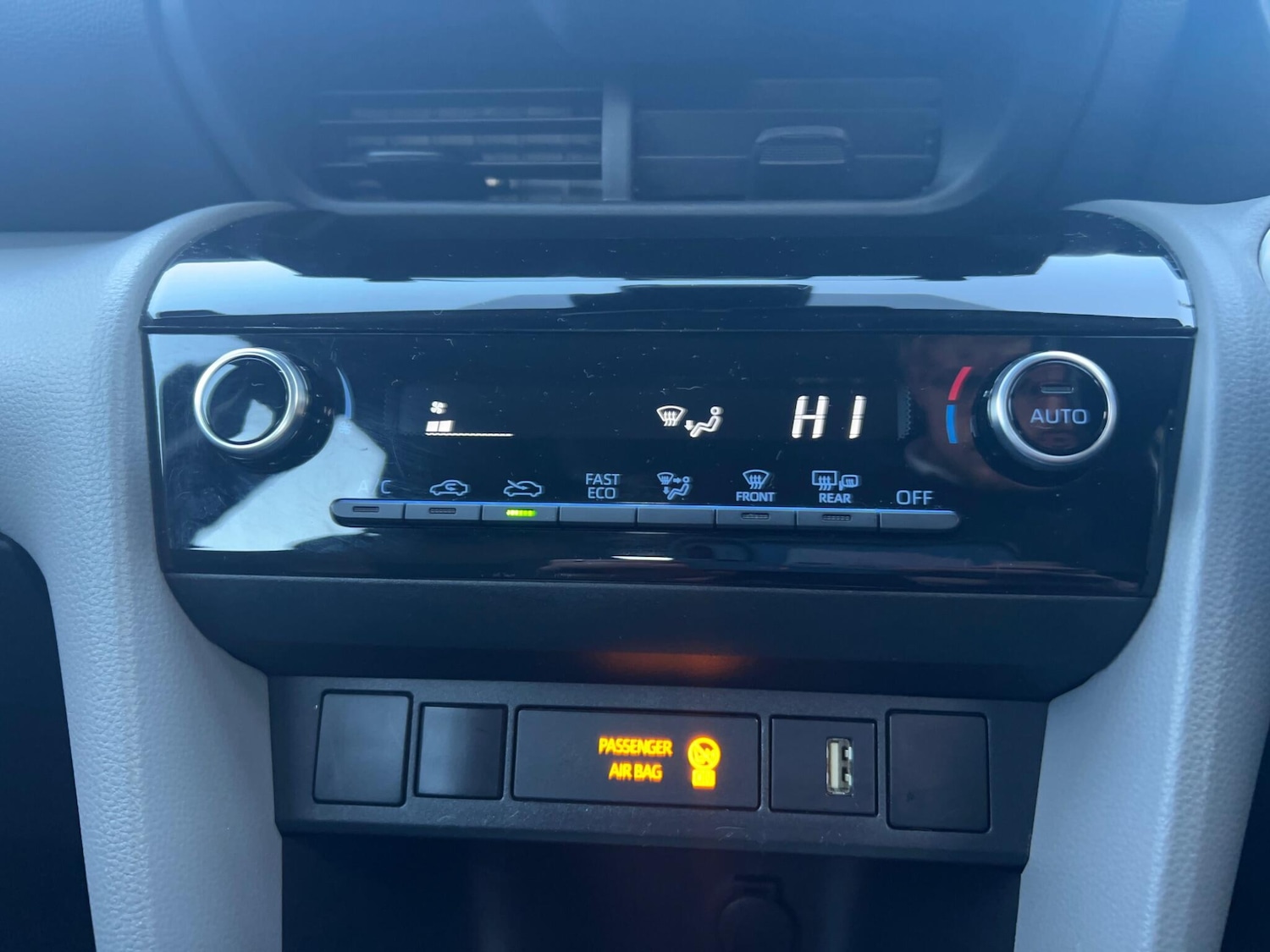 Used Toyota Yaris Cross 2022 for sale - 76689243: Photo 18