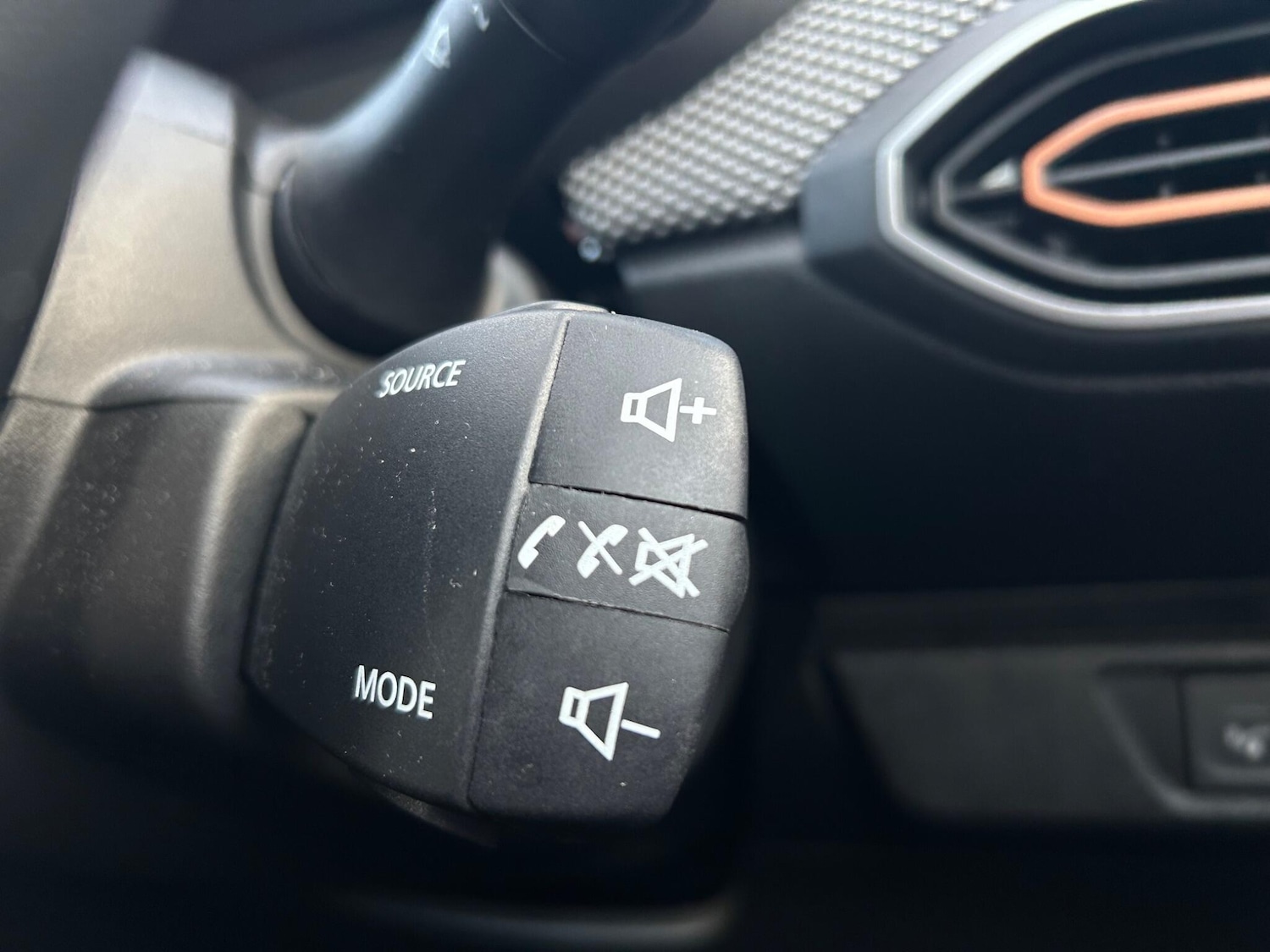 Used Dacia Sandero Stepway 2023 for sale - 76689465: Photo 16