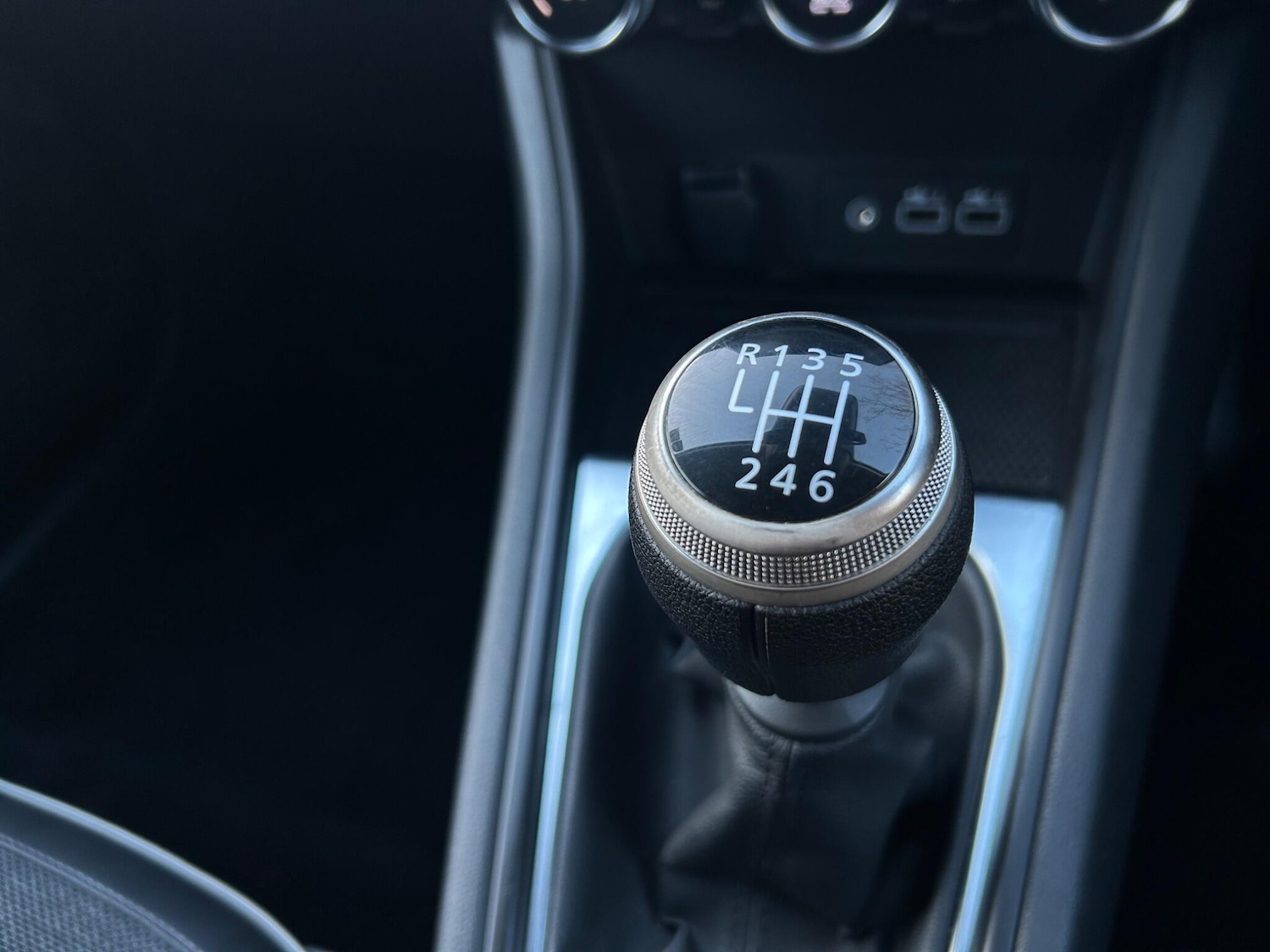 Used Renault Captur 2024 for sale - 76926018: Photo 19