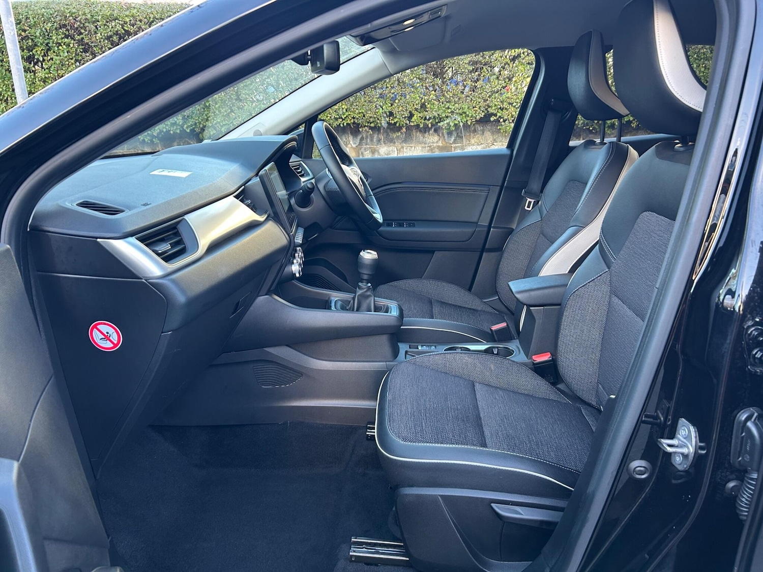 Used Renault Captur 2024 for sale - 76926018: Photo 26