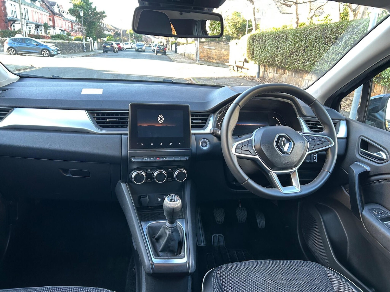 Used Renault Captur 2024 for sale - 76926018: Photo 27